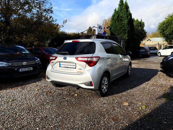 2018 Toyota Vitz Hybrid (low mileage ) 371011285