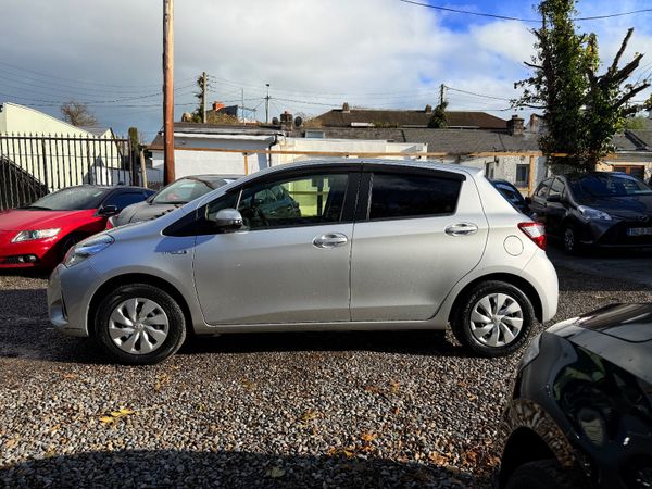 2018 Toyota Vitz Hybrid (low mileage ) 371011288