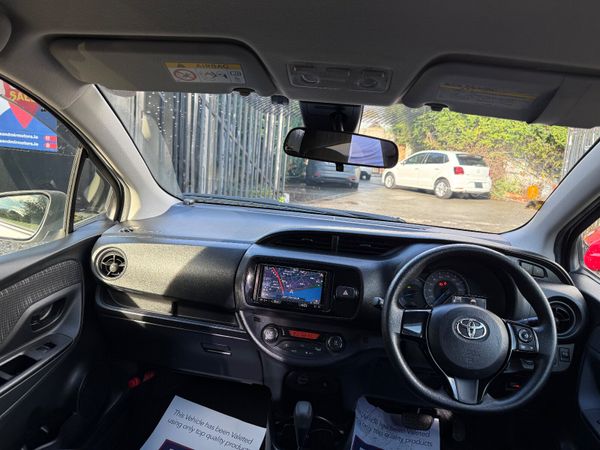 2018 Toyota Vitz Hybrid (low mileage ) 371011294