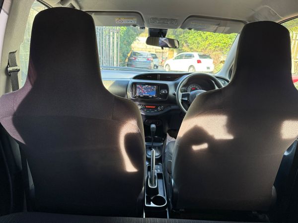 2018 Toyota Vitz Hybrid (low mileage ) 371011299