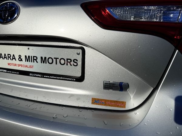 2018 Toyota Vitz Hybrid (low mileage ) 371011363