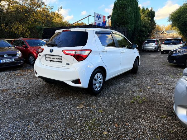 2018 Toyota Vitz Hybrid   (High spec) 371011441