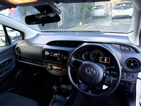 2018 Toyota Vitz Hybrid   (High spec) 371011453