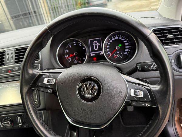 2015 Volkswagen Polo BlueMotion  (Low mileage ) 371011696