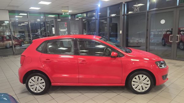 Volkswagen Polo - AUTOMATIC - SPOTLESS 371022002