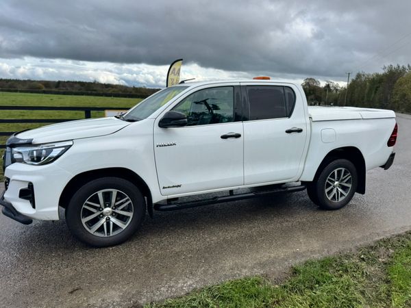 201 Toyota Hilux Invincible X Manual***** 371044302