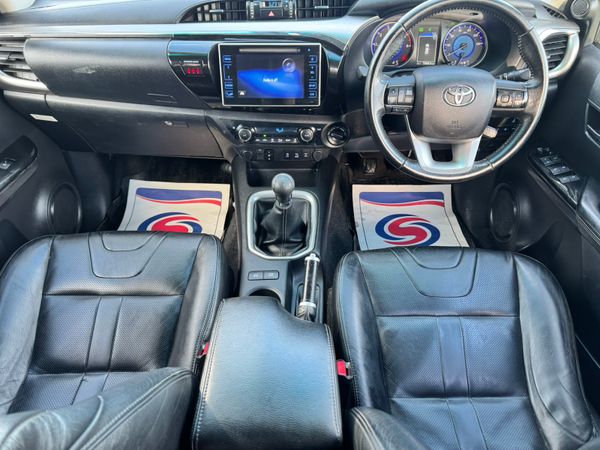 172 Toyota Hilux Invincible X only 70k miles***** 371044873