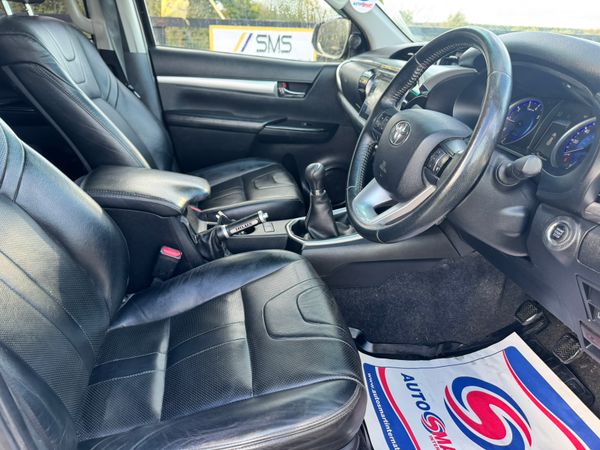 172 Toyota Hilux Invincible 70k Miles***** 371044915