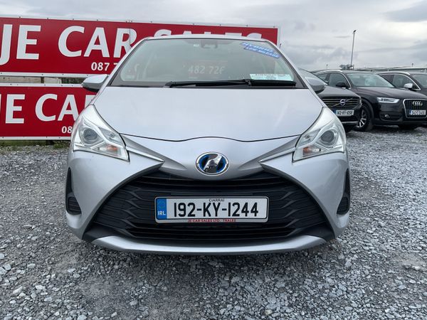 TOYOTA VITZ 1.5 PETROL HYBRID AUTO 64,000 KMS 371040869