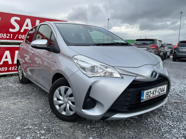 TOYOTA VITZ 1.5 PETROL HYBRID AUTO 64,000 KMS 371040872
