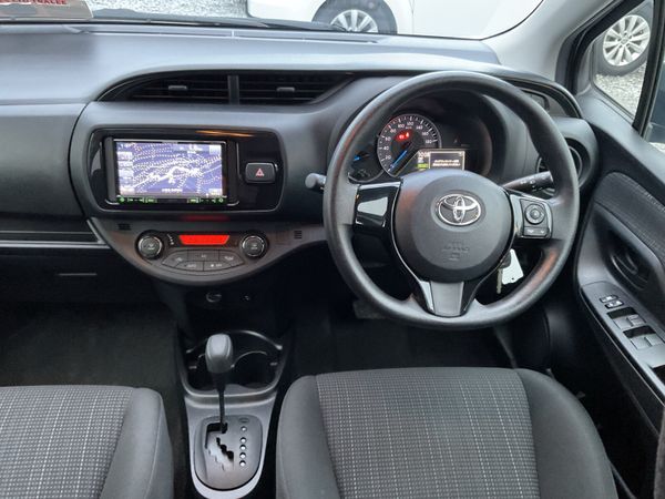 TOYOTA VITZ 1.5 PETROL HYBRID AUTO 64,000 KMS 371040883