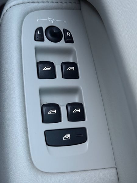 Now Reserved!182 Volvo XC60 Inscription! 371041677