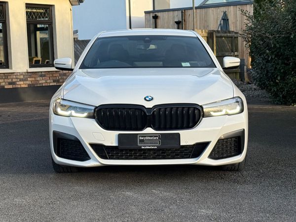 Immaculate 211 BMW 520d M-Sport! 371041784