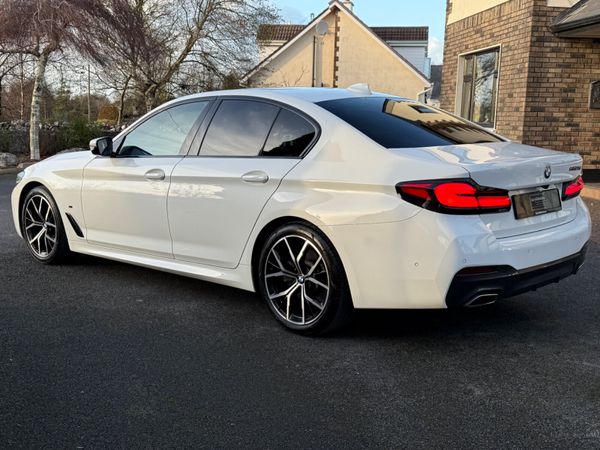 Immaculate 211 BMW 520d M-Sport! 371041789