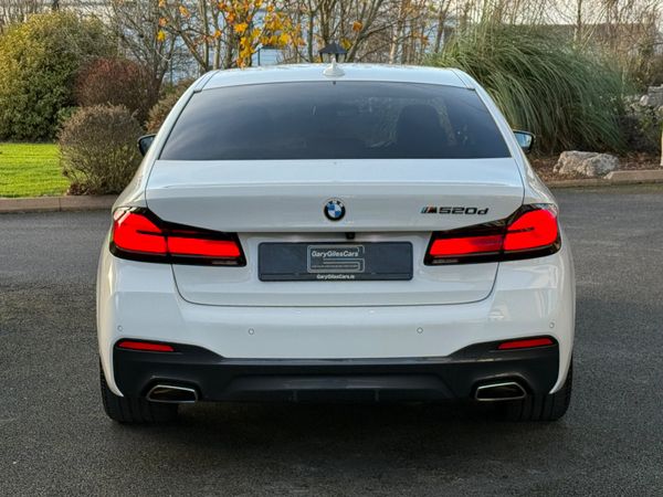 Immaculate 211 BMW 520d M-Sport! 371041792