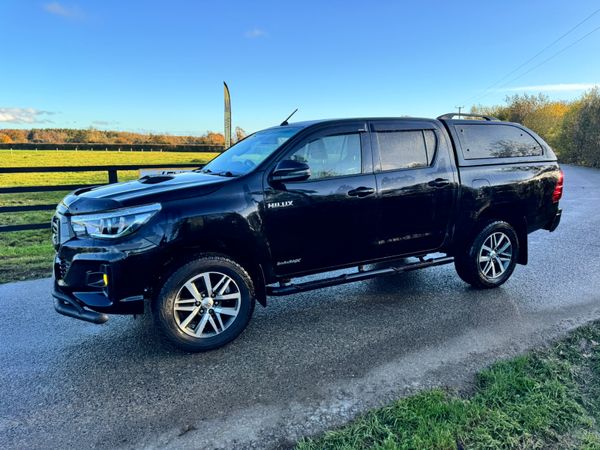 192 Toyota Hilux Invincible X Auto Spotless***** 371042551