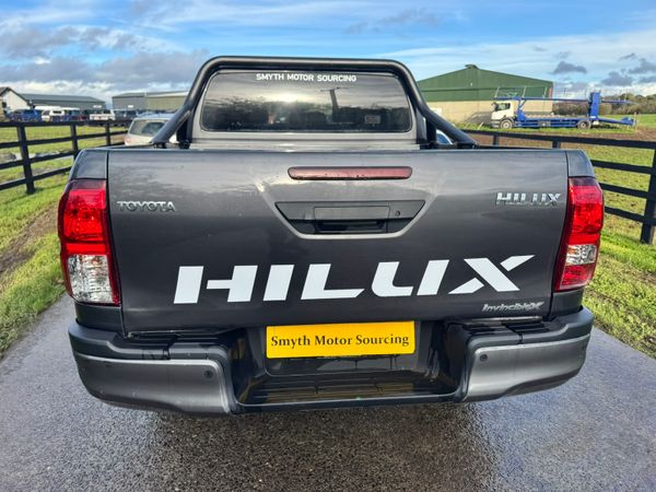 192 Toyota Hilux Invincible X Mint***** 371043708
