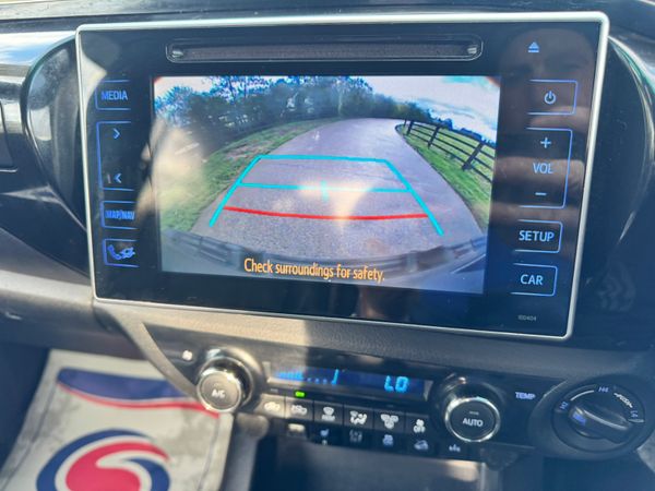 192 Toyota Hilux Invincible X Manual MINT**** 371043805