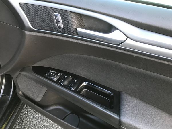 171 Ford Mondeo Titanium 2.0 D iesel 150Bhp... 371068496