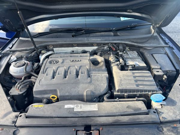 VW Passat 2018 Business 1.6Tdi 371068785