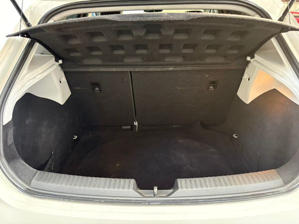 2017 Seat Leon FR 2.0 TDi 150 Bhp NCT 03/2027 371079918