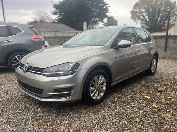 VW GOLF 2016 ** low Milage ** 371070100