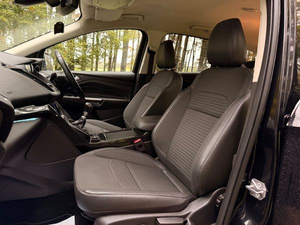 Ford Kuga 2019 Titanium Diesel 371087103