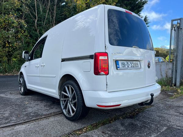 Volkswagen Caddy 2019 371091239