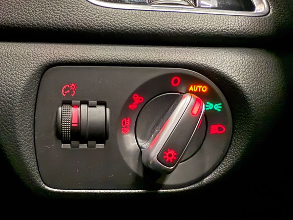 172 Audi Q3 2Ltr TDi SLine Quattro Auto * Low Klms 371104931