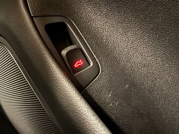 172 Audi Q3 2Ltr TDi SLine Quattro Auto * Low Klms 371104933