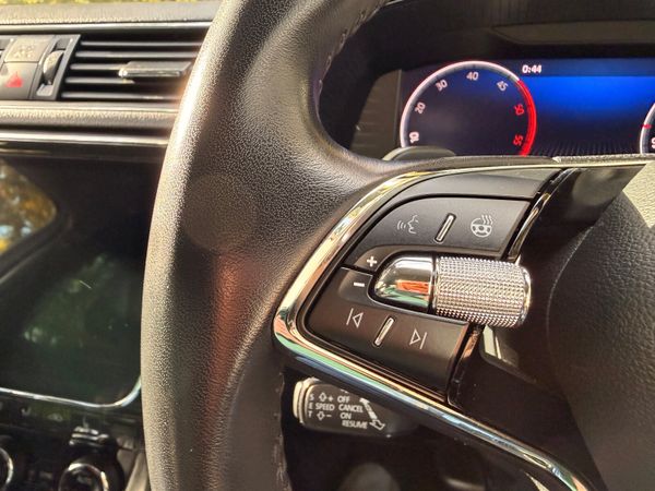 Skoda Superb L & K TDI Auto 371129244