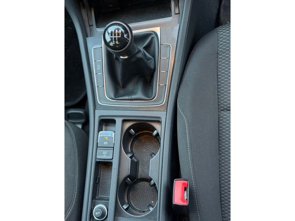 Volkswagen Golf TRENDLINE 1.6 TDI MANUAL 5SPEED 90 371120047