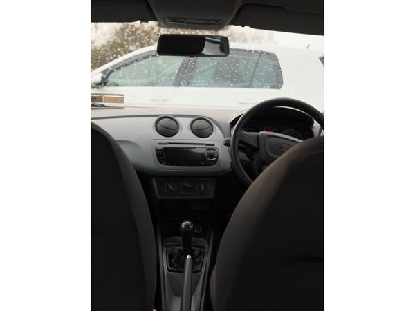 SEAT Ibiza 5DR 1.2 70HP SE REF 4DR 371120229