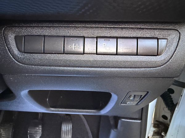 Peugeot 2008 2016 Allure Diesel 371130268