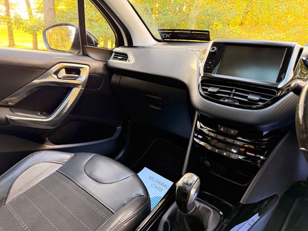 Peugeot 2008 2016 Allure Diesel 371130272