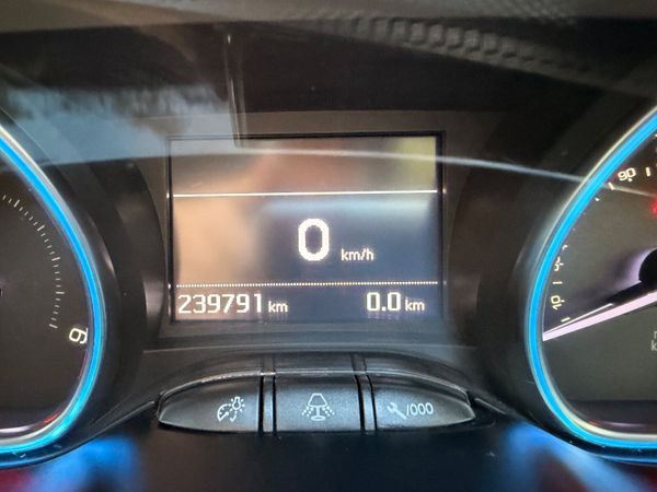 Peugeot 2008 2016 Allure Diesel 371130281