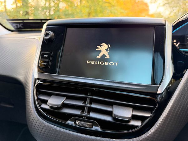 Peugeot 2008 2016 Allure Diesel 371130282