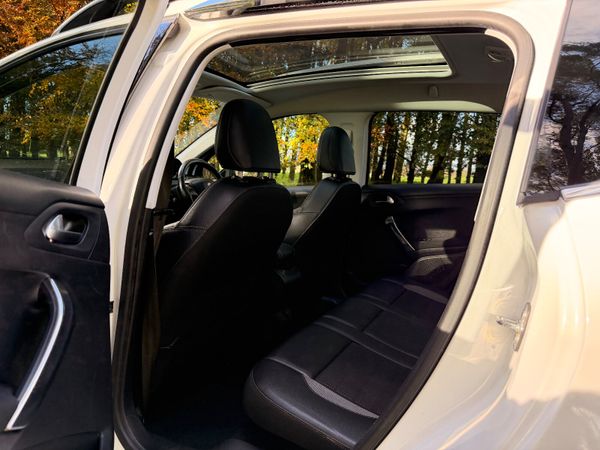 Peugeot 2008 2016 Allure Diesel 371130294