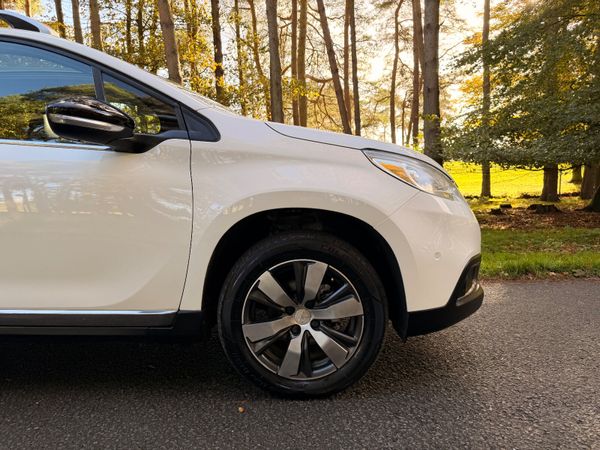 Peugeot 2008 2016 Allure Diesel 371130307