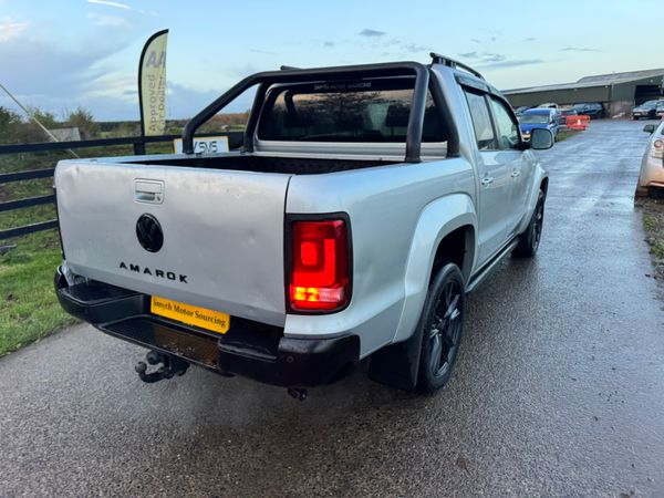 141 Volkswagen Amarok Highline 180bhp black Ed 371176505