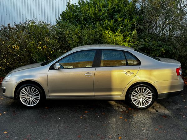 Volkswagen Jetta Low mileage 371187390