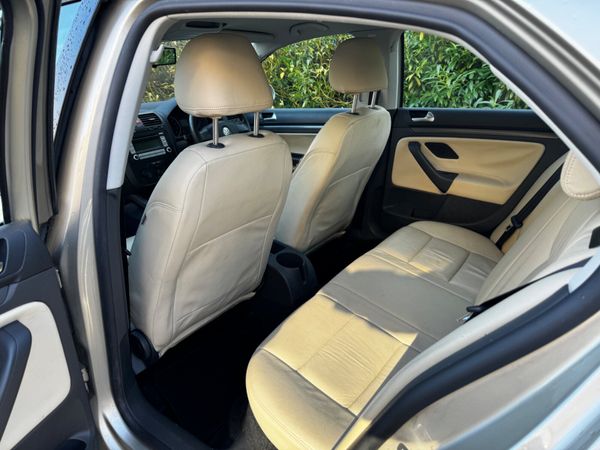 Volkswagen Jetta Low mileage 371187393