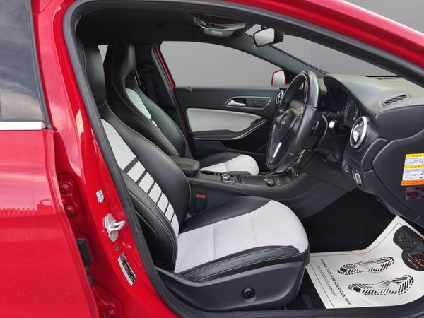 2015 MERC A-CLASS (S128) 371196438