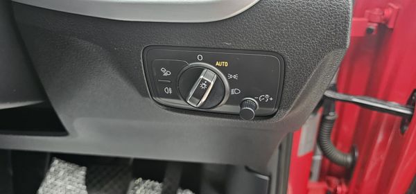 2018 Audi Q2 (LOW MILAGE & AUTOMATIC) 371209978