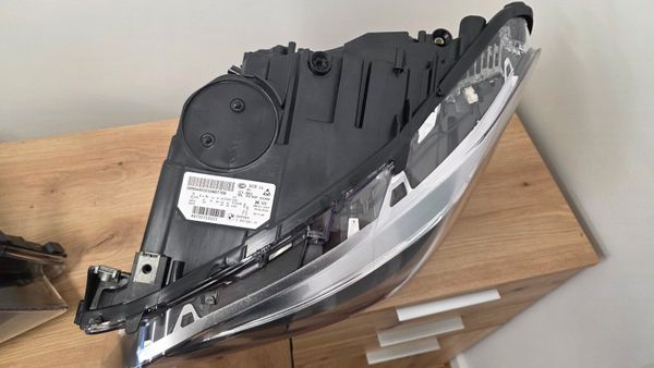 BMW 5 Series F10 F11 LCI Bi-Xenon Headlights 371202035