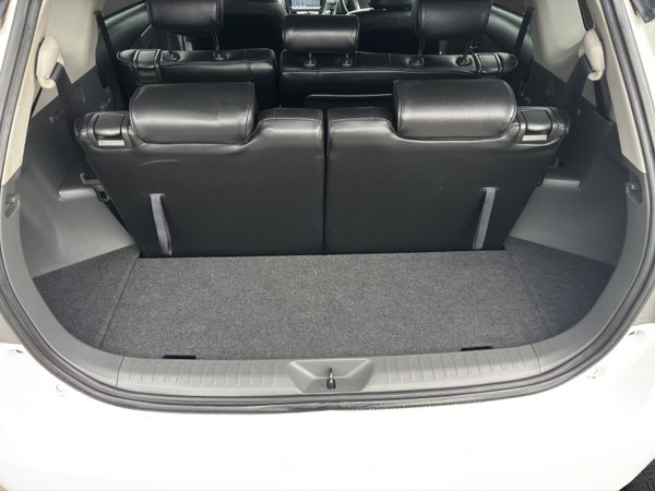 2014 PRIUS HYBRID *7 SEATER* (S57) 371221428