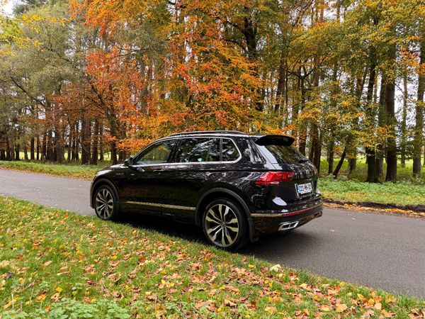 Volkswagen Tiguan R Line TDI 371221898