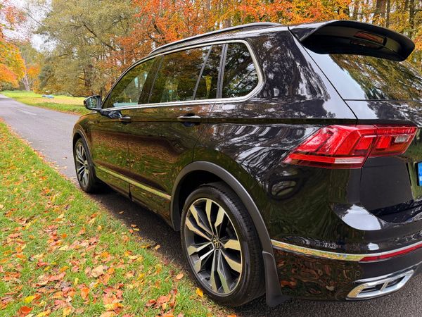 Volkswagen Tiguan R Line TDI 371222192