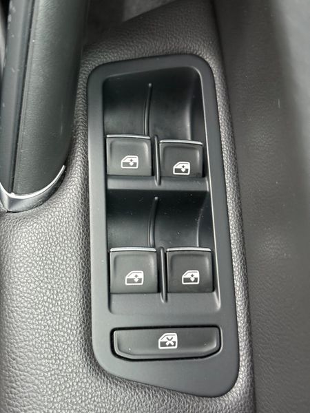 Excellent Condition 172 Volkswagen Golf Highline! 371269434