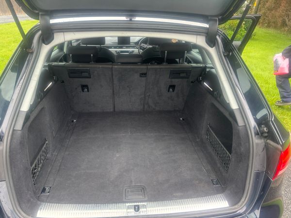 2016 AUDI A4 ESTATE 2.0 L Petrol AUTOMATIC 371272945